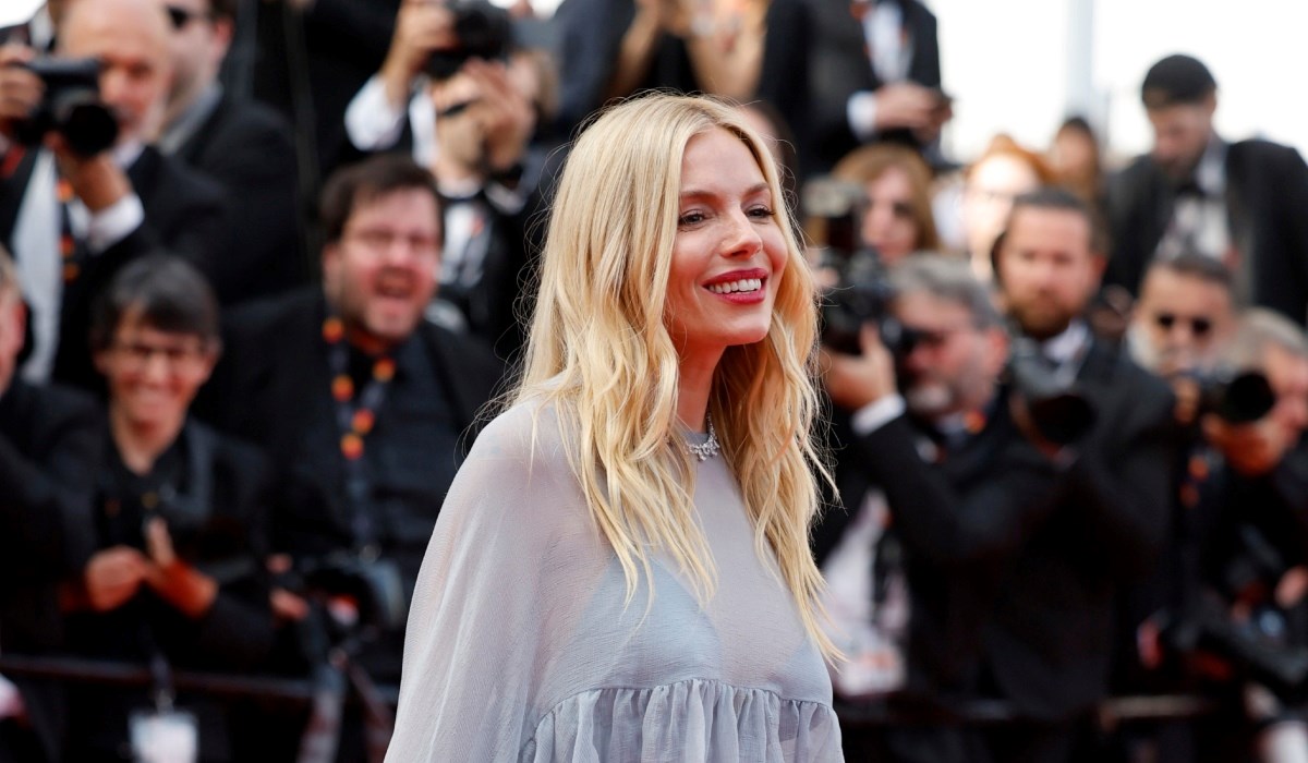 Omiljena svijeća Sienne Miller: Luksuzni miris koji obožava i ikona stila