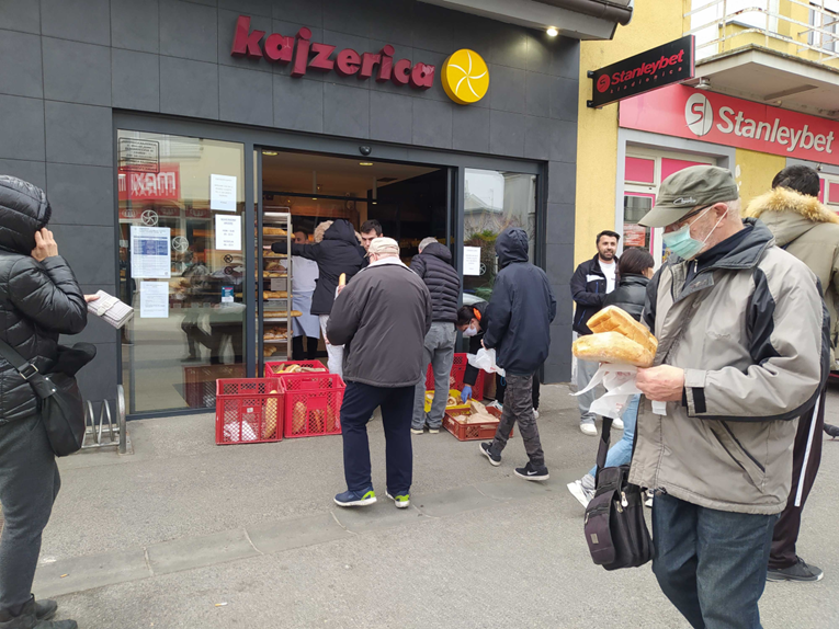 Pekara u Zagrebu dijelila hranu građanima nakon potresa