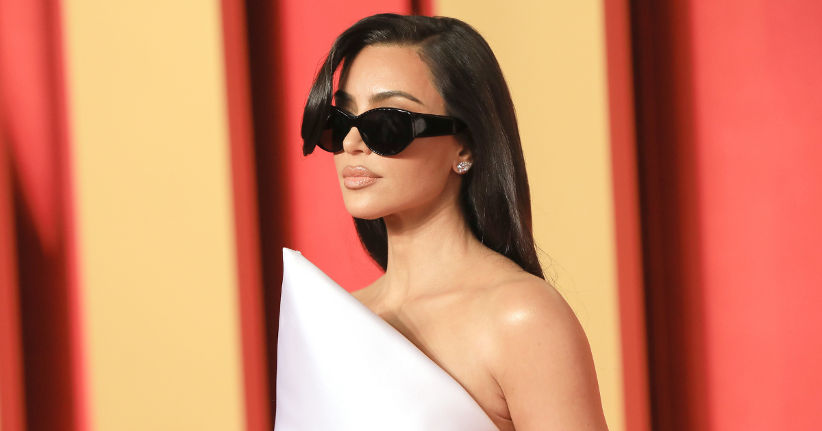Kim Kardashian slomila stopalo pa podijelila fotku gipsa u obliku štikle