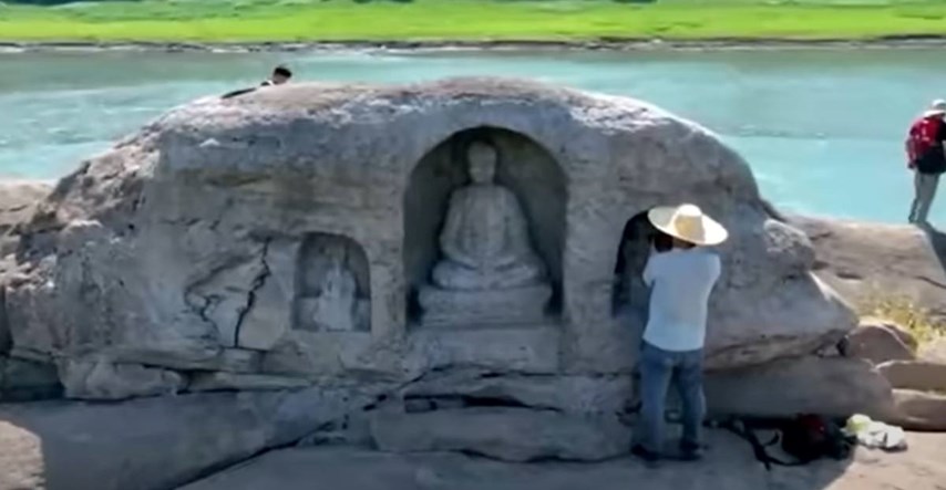 Suša u Kini otkrila tri budistička kipa