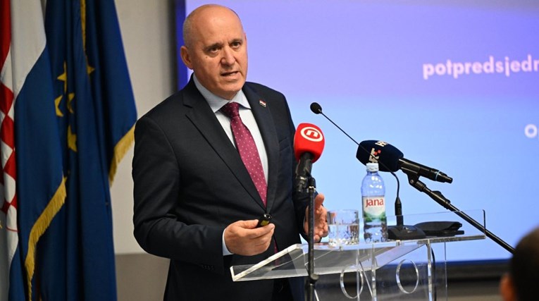 Bačić: Želimo spriječiti nekretninsko poslovanje pod paravanom turizma