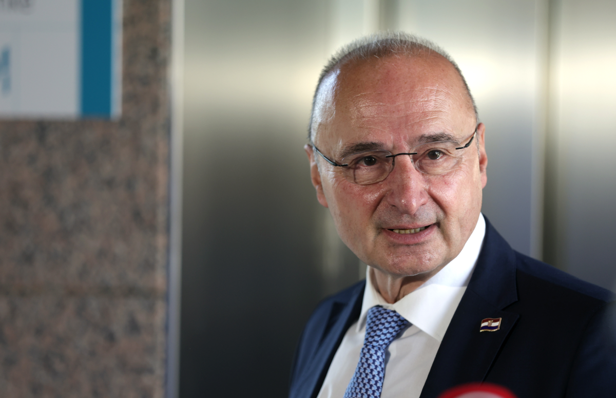 Grlić Radman odbio reći hoće li podržati spornu DP-ovu deklaraciju o BiH