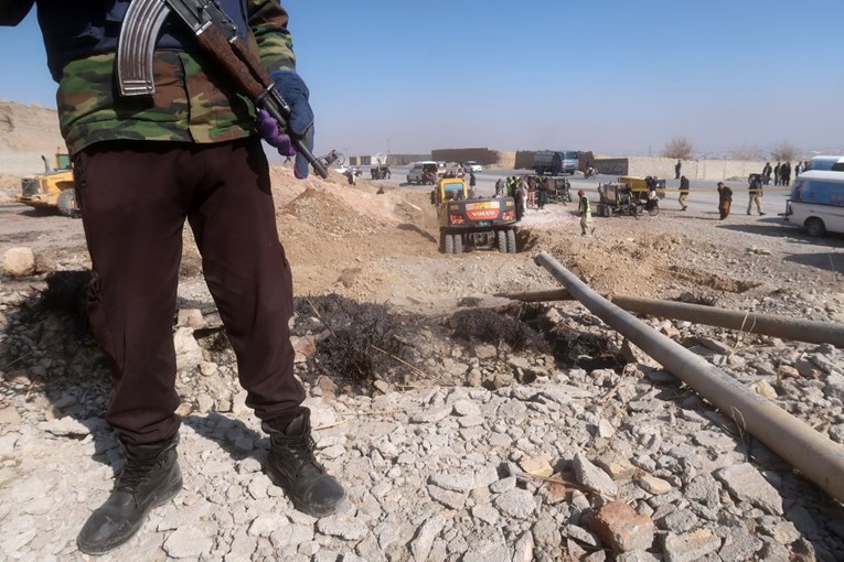 Militanti pucali na putnički vlak u Pakistanu