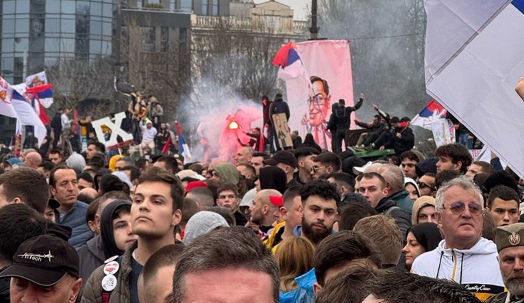 FOTO I VIDEO Ovako upravo izgledaju beogradske ulice. Grad je zakrčen