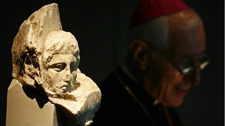 Vatikan vraća Grčkoj fragmente Partenona