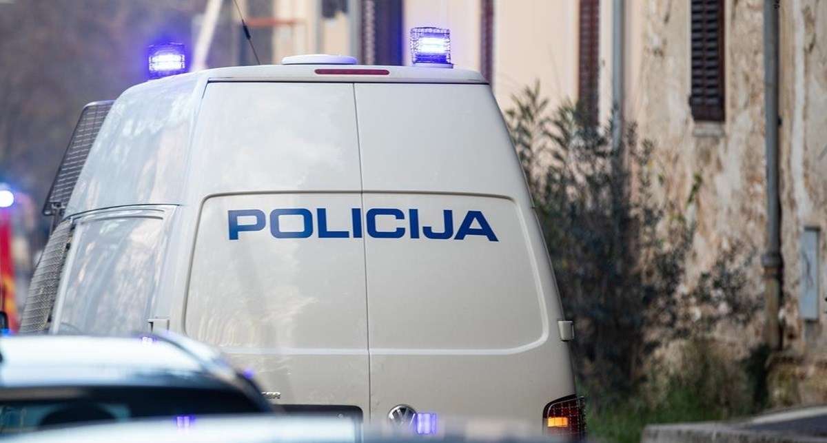 Gljivar u šumi u Puli pronašao ljudske kosti