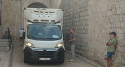 Dubrovnik će postaviti stupiće u staru jezgru zbog dostavnih vozila