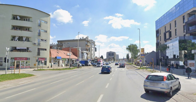 Vozač (71) u Osijeku u 10 minuta skrivio tri prometne