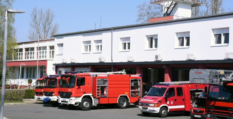 Trojica vatrogasaca pozitivna, službe rade punim kapacitetom