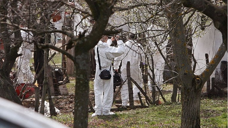 Sin zakopao majku u dvorištu u Srbiji pa rekao ocu da ju je bolnica sahranila