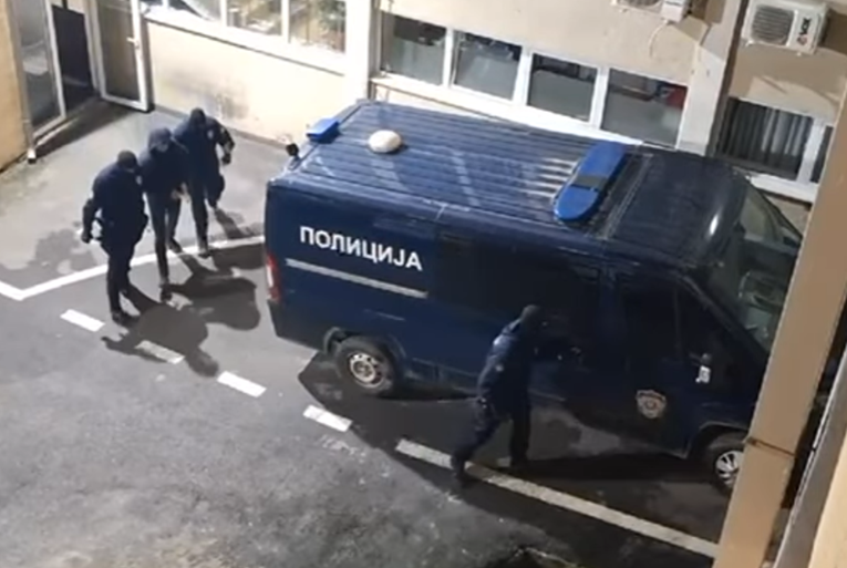 VIDEO Uhićeni veterani u Srbiji. "Planirali su ubiti Vučića, suprugu i djecu"