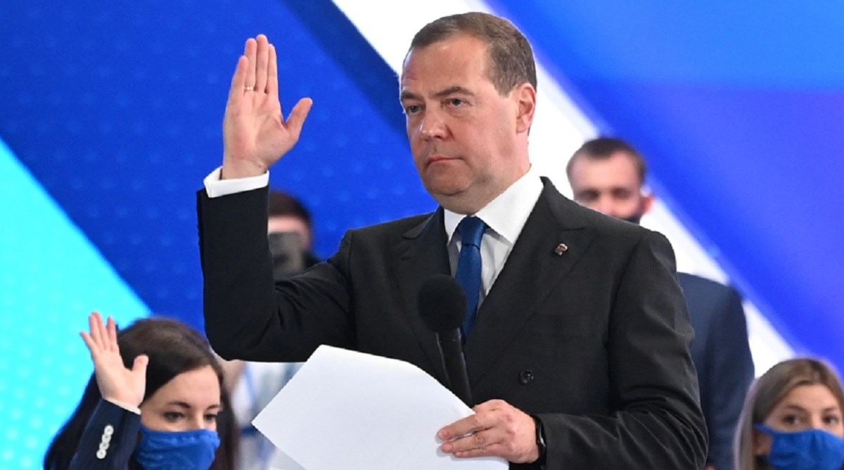 Medvedev: Rusija mora ubijanjem terorista odgovoriti na ukrajinski napad
