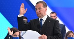 Medvedev: Rusija mora ubijanjem terorista odgovoriti na ukrajinski napad