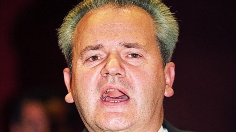 Prije točno 20 godina uhićen je Slobodan Milošević