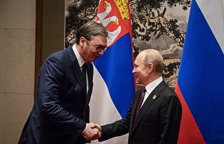 Antisemitske napade u Parizu i nerede u Moldaviji švicarski list spojio sa Srbijom