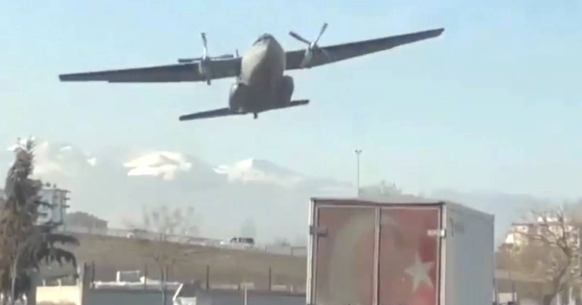 VIDEO Vojni avion prisilno sletio u Turskoj, objavljena dramatična snimka