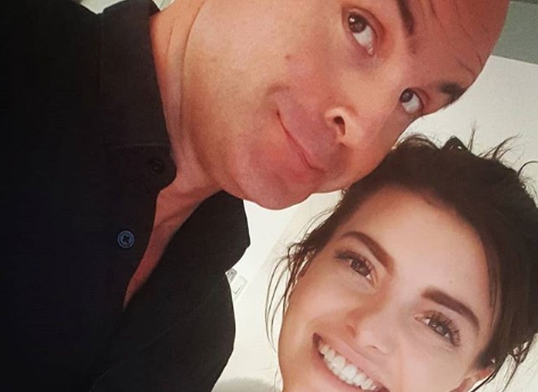 Bilman objavio selfie s Ellom, pratiteljica je napala pa izazvala svađu