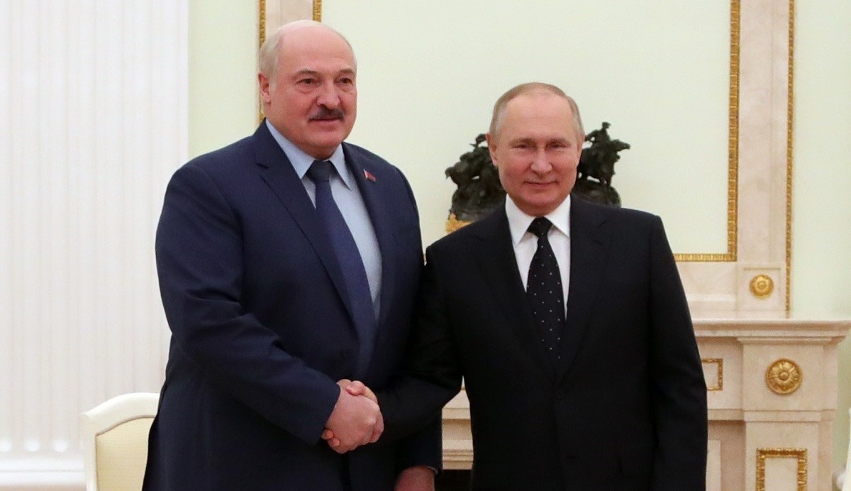 Prevrtljivi Putinov vazal počeo je igrati novu igru