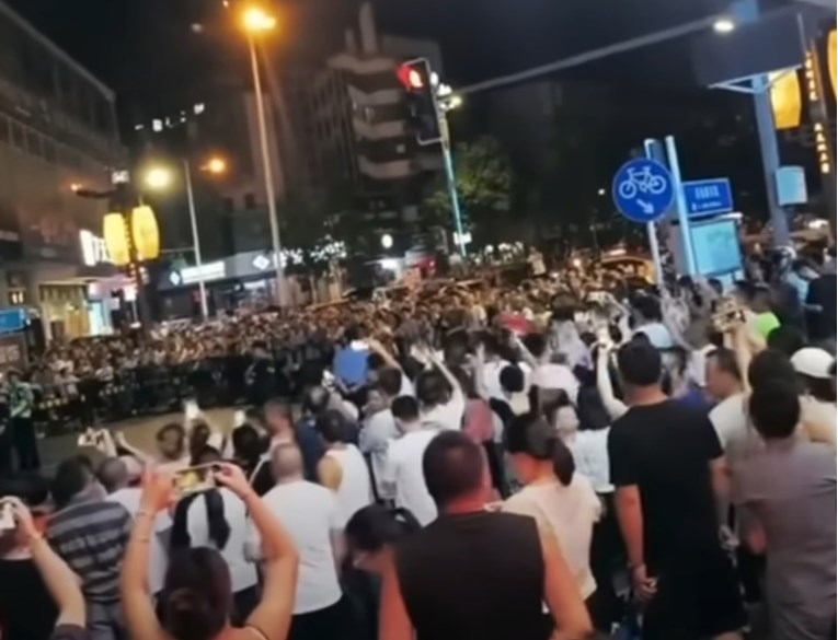 Kineska provincija uvela obavezno kremiranje. Ljudi bijesni, izbili prosvjedi