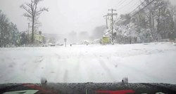 VIDEO Snijeg zameo dijelove SAD-a, rušili se dalekovodi, drveće: "Ostanite u kućama"
