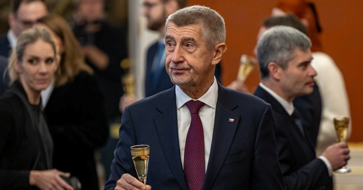 Nova suverenistička vlada Češke položila prisegu