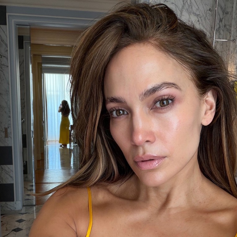 Jennifer Lopez pokazala kako slavi rođendan: Fotografija iz kade privukla pažnju