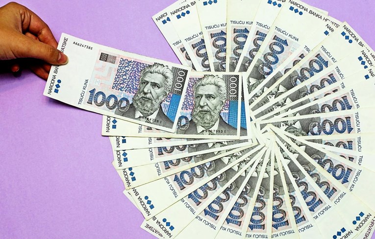 Krajem srpnja bruto inozemni dug Hrvatske iznosio 44 milijarde eura