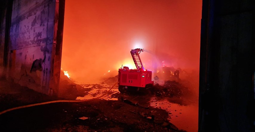 Kako radi robot koji je gasio požar u Zaprešiću?