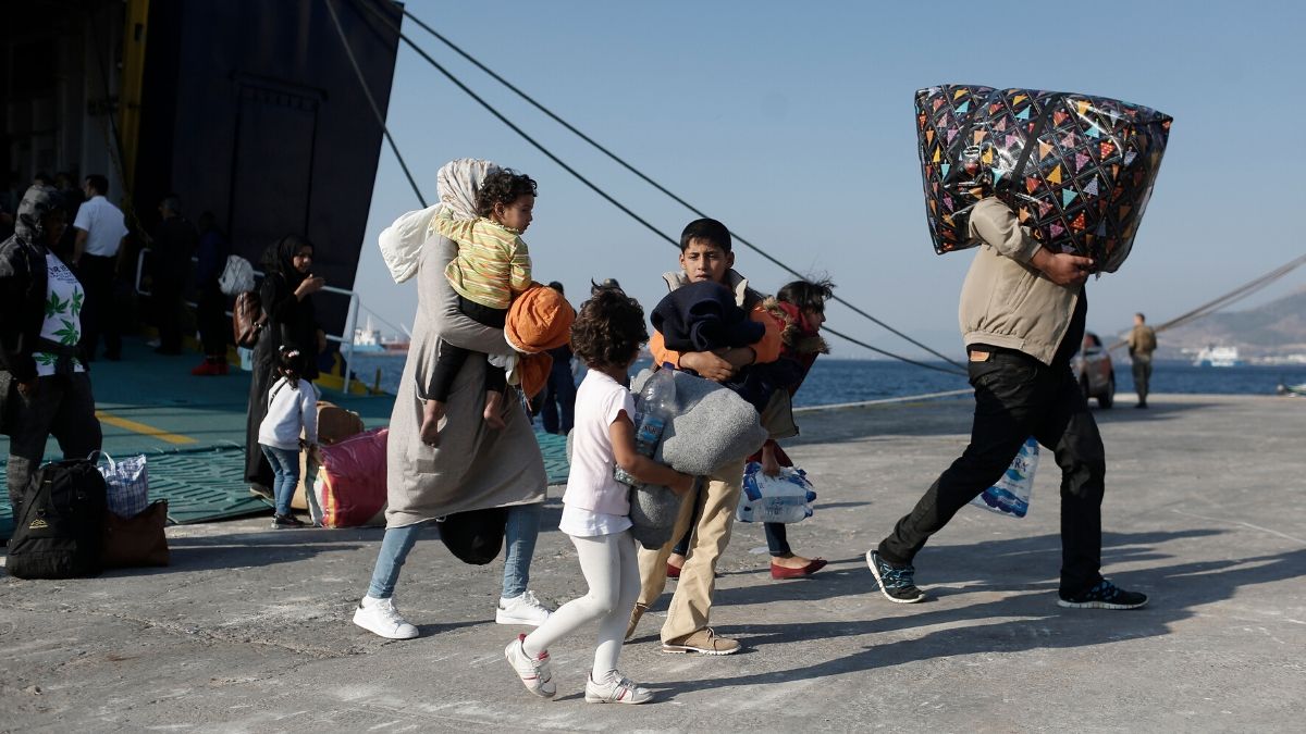 Grčka priprema plutajuće barijere protiv migranata