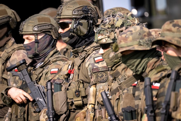 Anketa: Više od polovice Poljaka kaže da ne bi branili zemlju u slučaju rata