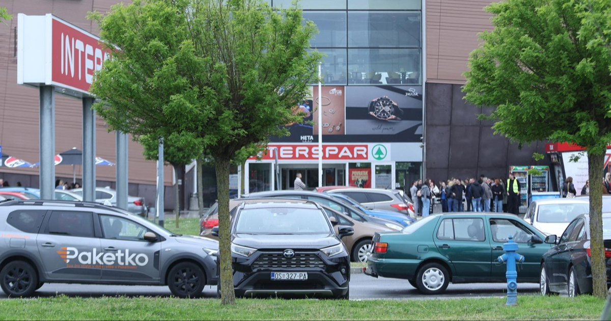 Lažne dojave o postavljenim bombama u dva osječka trgovačka centra