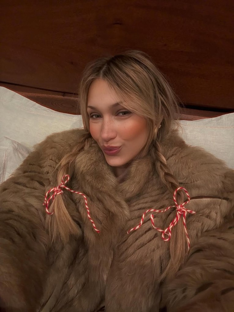 Bella Hadid vraća u modu frizuru kakvu smo nosili kao klinci