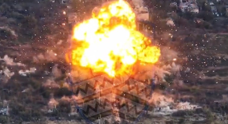VIDEO Ukrajinci kažu da su uništili moćni ruski TOS-1. Eksplozija je ogromna