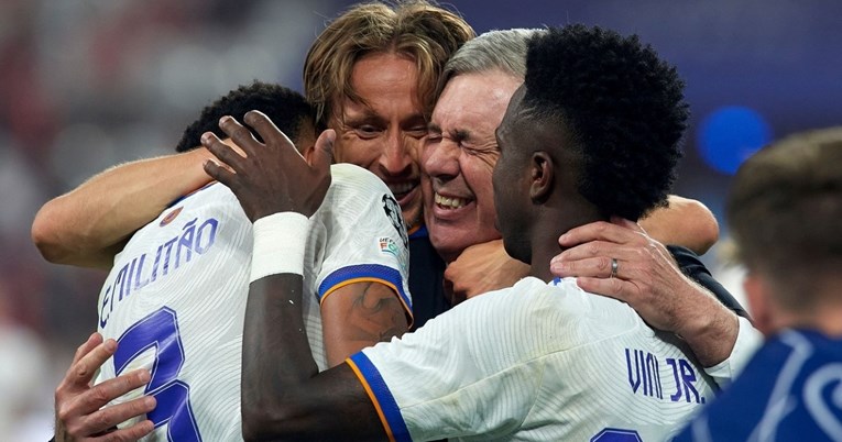 Ancelotti puknuo od smijeha na pitanje o Modriću nakon njegove sjajne igre u derbiju