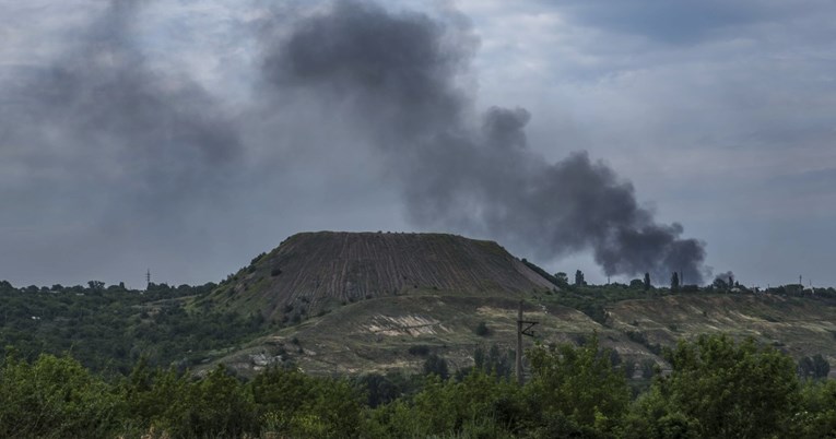 Ukrajina: Rusi svim snagama napadaju kod Severodonjecka, vode se odlučujuće borbe