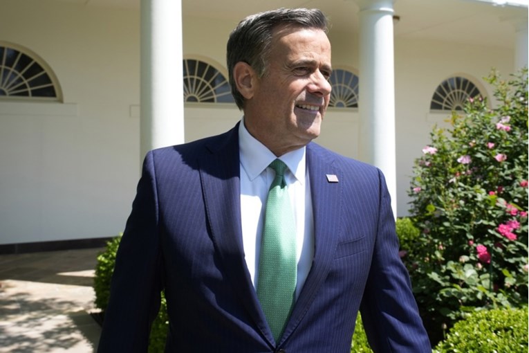 CIA preko društvenih mreža nudi pomoć potencijalnim doušnicima u Iranu