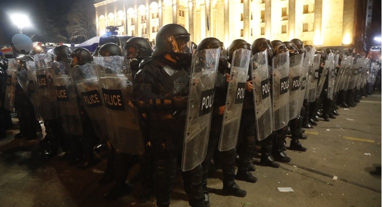 Neredi u Gruziji zbog zakona o "stranim agentima". EU: Ovo će imati teške posljedice