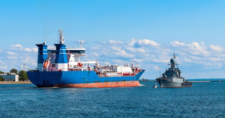 Danska želi zaustaviti flotu tankera koji prevoze rusku naftu