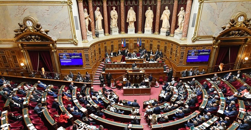 Desni centar zadržao kontrolu nad francuskim Senatom