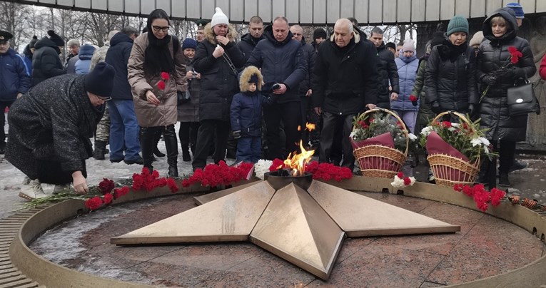 Održana komemoracija za vojnike stradale u Makijivki. "Jako je teško, zastrašujuće"