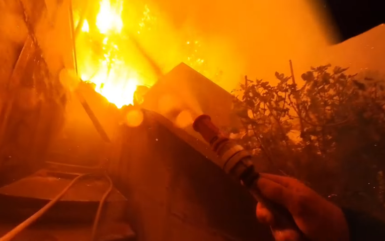 VIDEO Vatrogasci objavili potresnu snimku iz samog srca omiškog požara