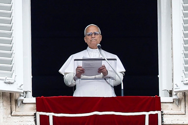 Papa Lav: Prekinite vatru, tisuće nevinih ljudi je ubijeno