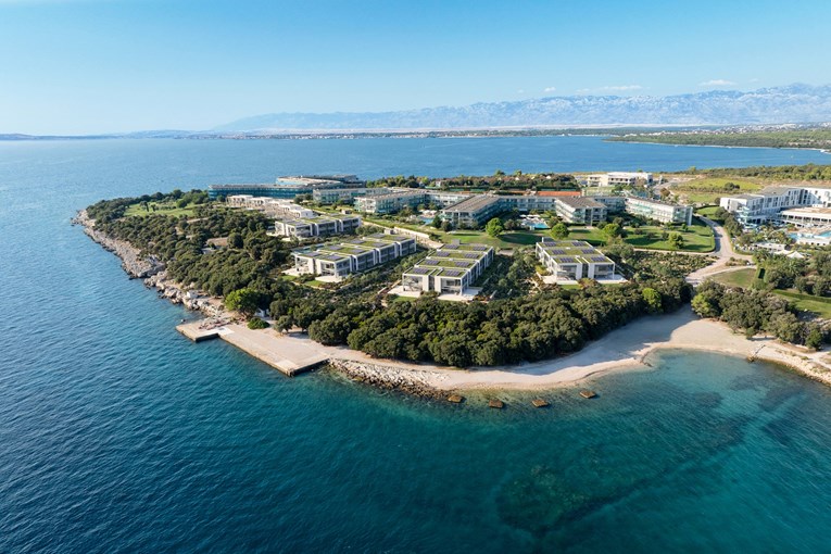 Mediteranski komadić raja samo za vas