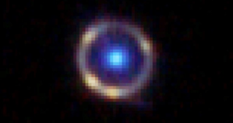 FOTO James Webb u dalekom svemiru snimio savršen Einsteinov prsten