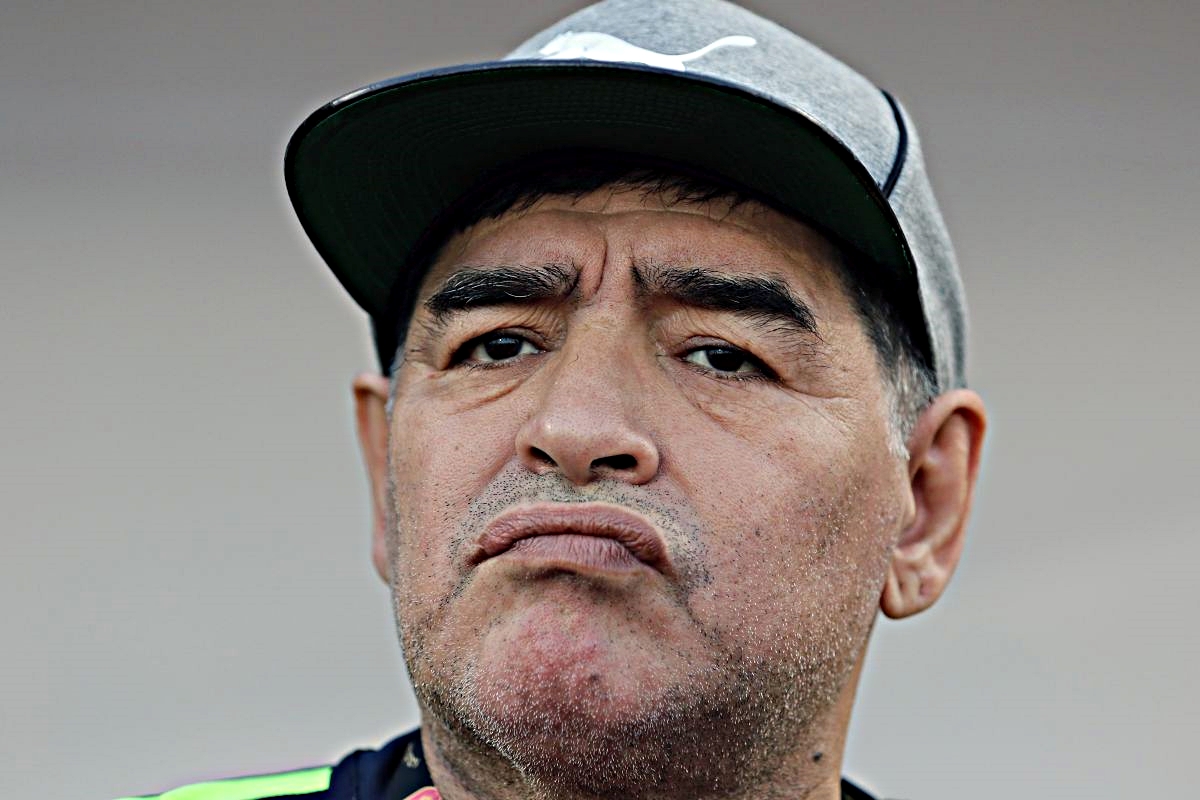 Cirkus u Argentini je potpun: Maradona dolazi motivirati igrače