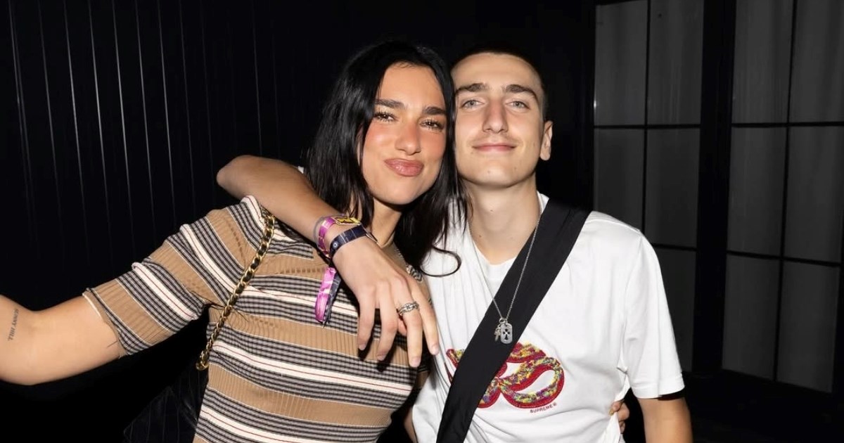 Svi pričaju o tenisicama koje je Dua Lipa pokazala prije službenog izlaska