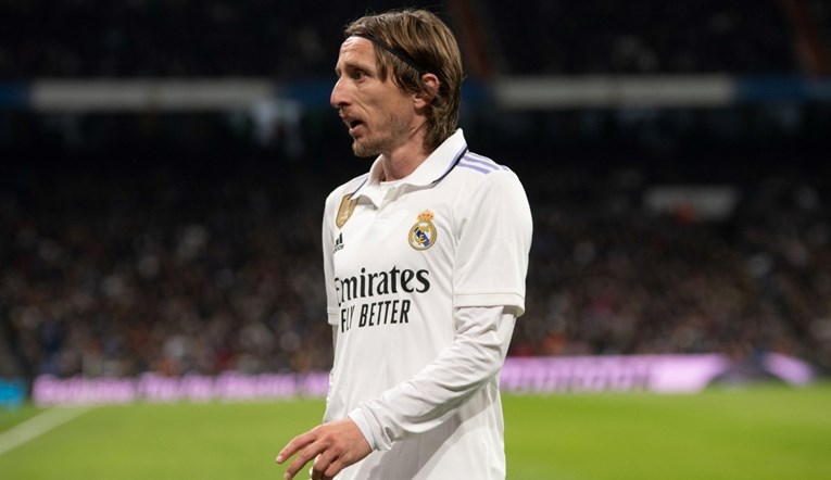 Španjolski novinar: Perez traži od Ancelottija da postepeno izbacuje Modrića iz ekipe