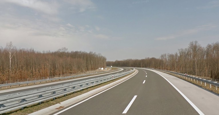 Prometna nesreća na autocesti Zagreb-Sisak, vozi se jednim trakom