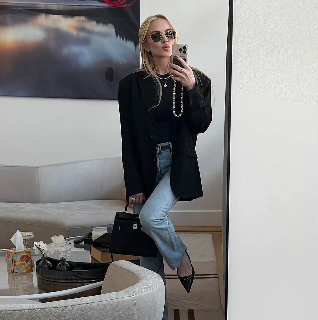 "Diva": Lindsay Lohan izgleda fenomenalno u poslovnom izdanju