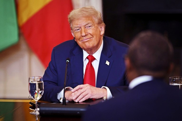 VIDEO Trump pohvalio engleski liberijskog predsjednika. Engleski im je službeni jezik